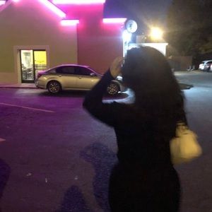 Meet your Posher, Dulce